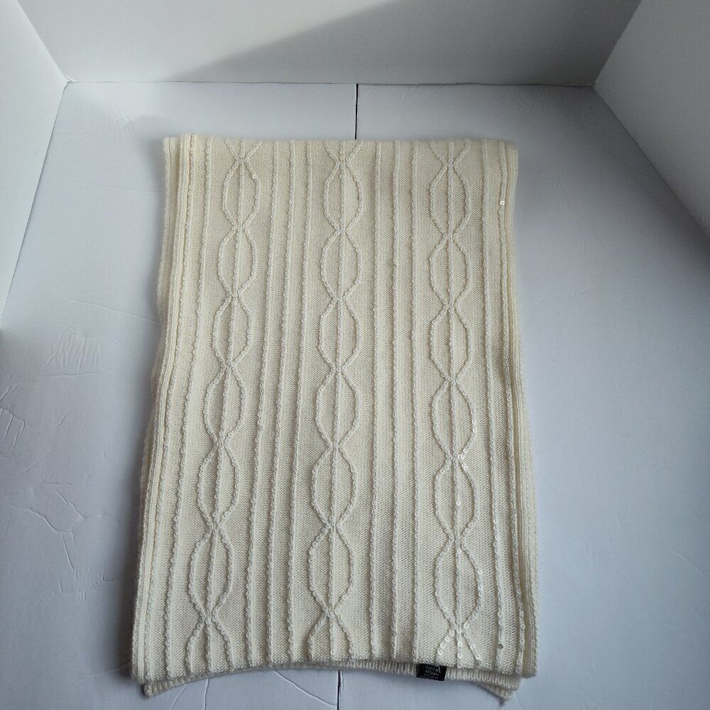 Ladies Inc Winter White Yarn/Sequin Winter Scarf